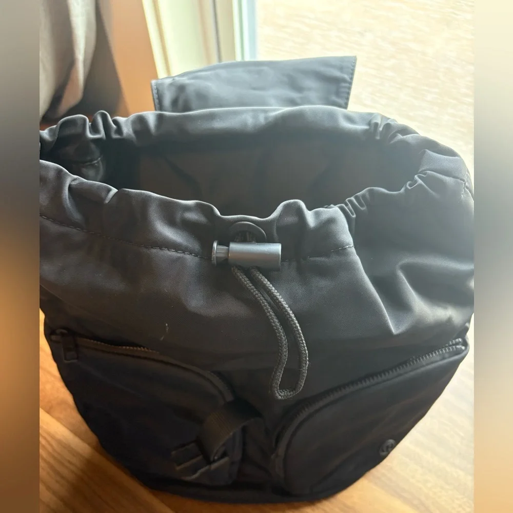 Lululemon Mini Backpack - Picture 3 of 4